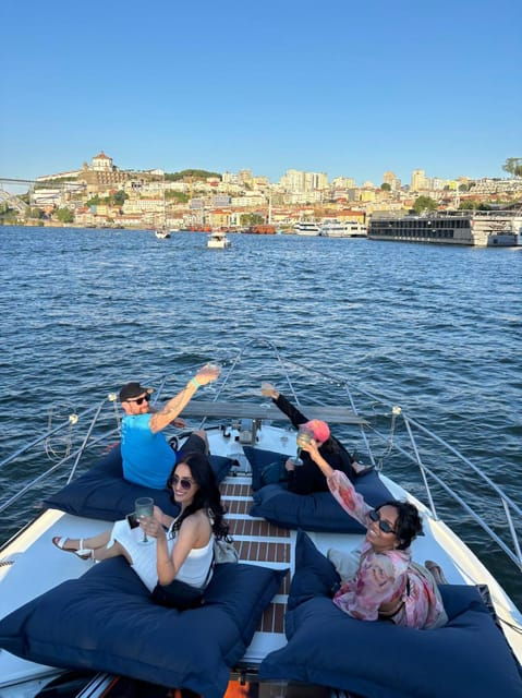 porto-douro-6-bridges-or-sunset-tour-with-welcome-drinks