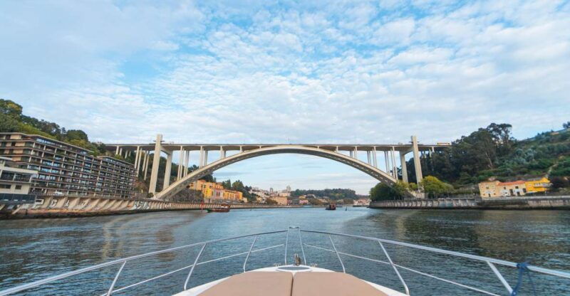 porto-douro-cruise-with-port-wine-and-snacks-2