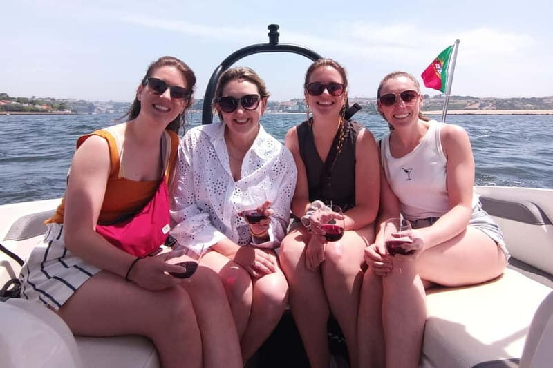 Porto: Douro River Boat Cruise Tour with Port Wine Tasting - Port Wine Tasting and Snacking