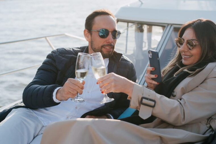 porto-douro-river-cruise-welcome-drink-with-sunset-option