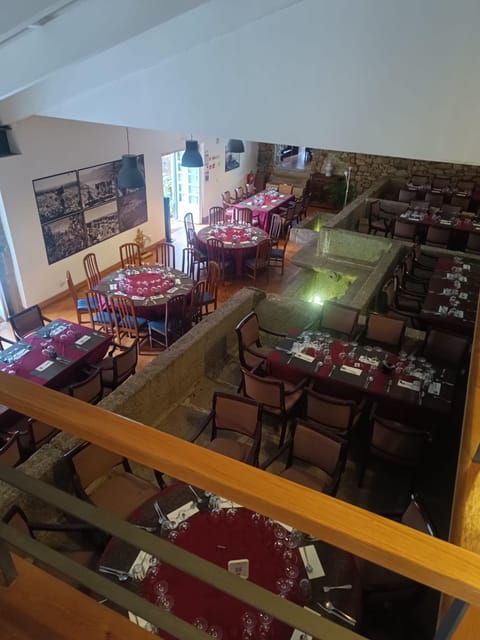 porto-douro-valley-2-farms-with-wine-tasting-and-lunch