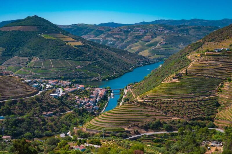 porto-douro-valley-tour-with-lunch-boat-cruise-tastings