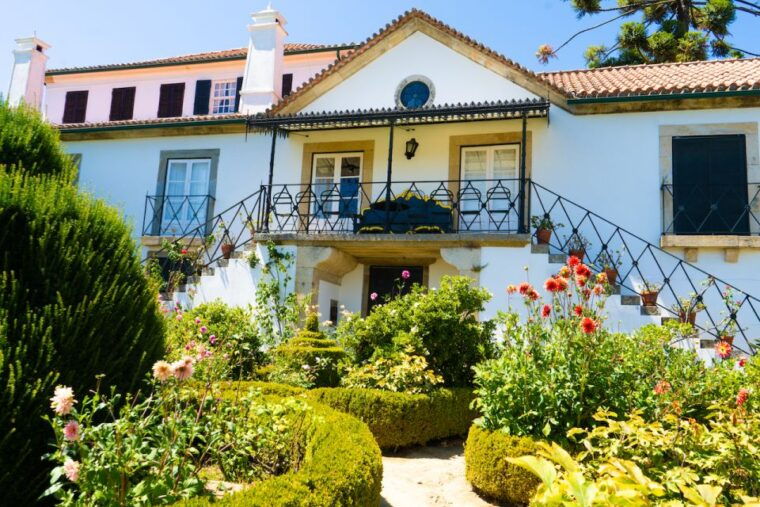 porto-douro-valley-tour-with-lunch-boat-cruise-tastings