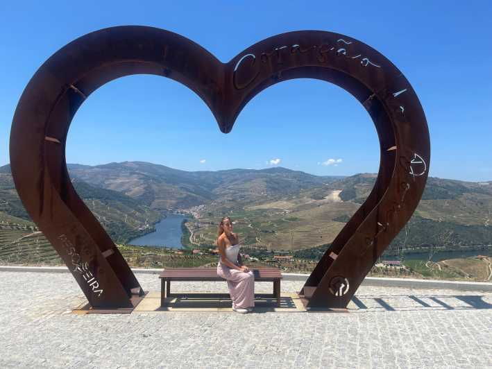 porto-douro-valley-wine-tour-with-a-sommelier-boat-trip