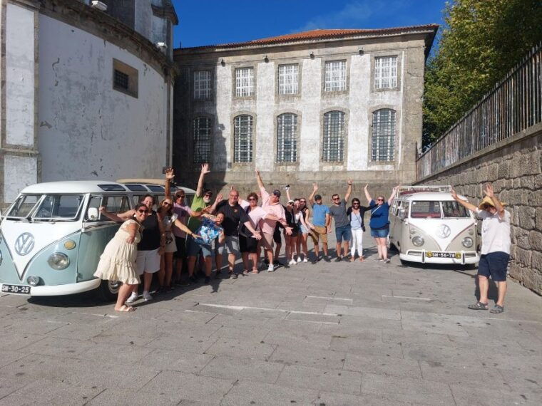porto-exclusive-sightseeing-tour-vw-kombi-2-to-8-people