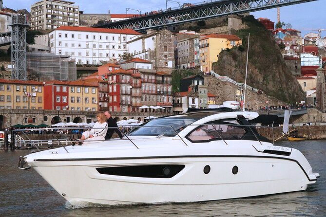 porto-exclusive-yacht-tour-with-local-wines-and-snacks