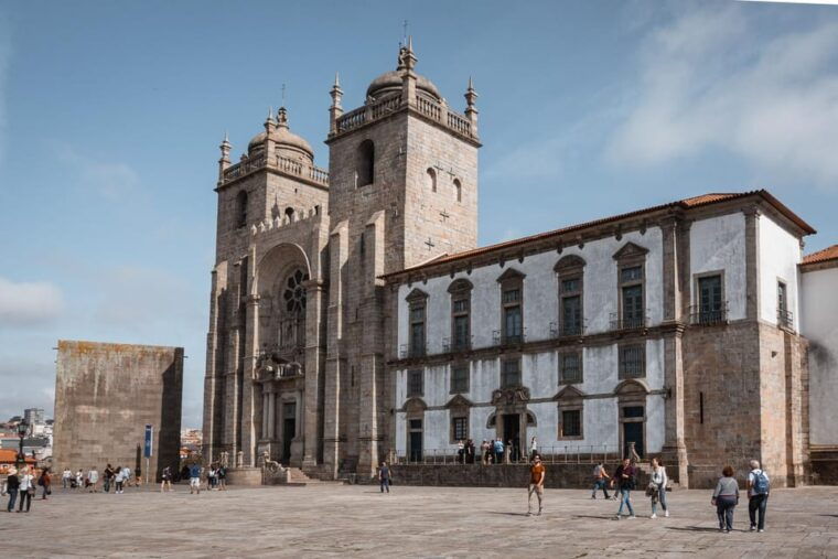 porto-flexible-walking-tour-in-historic-center