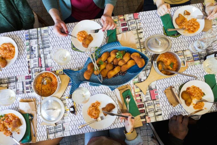 porto-food-wine-tasting-walking-tour-with-port-wine-cave