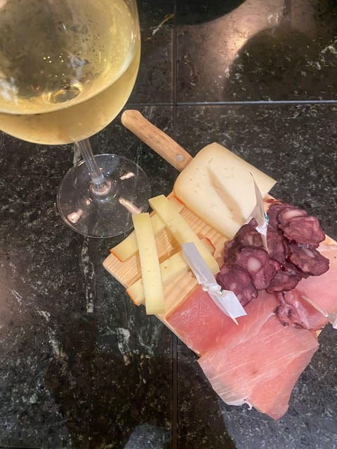 porto-gourmet-private-food-wine-tour-with-a-sommeliere