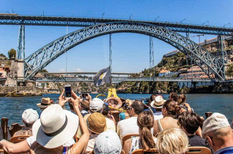 porto-guided-tour-by-tuk-tuk-and-douro-river-cruise