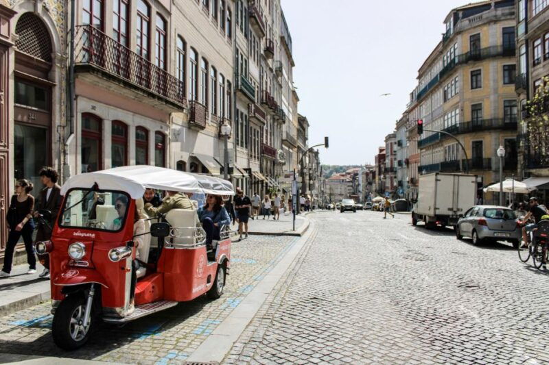 porto-guided-tour-by-tuk-tuk-and-douro-river-cruise