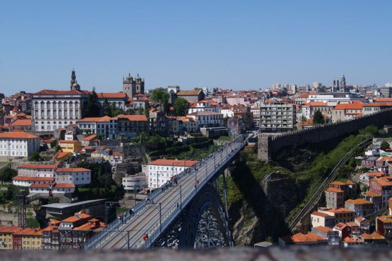 porto-guided-walking-tour-and-lello-bookshop