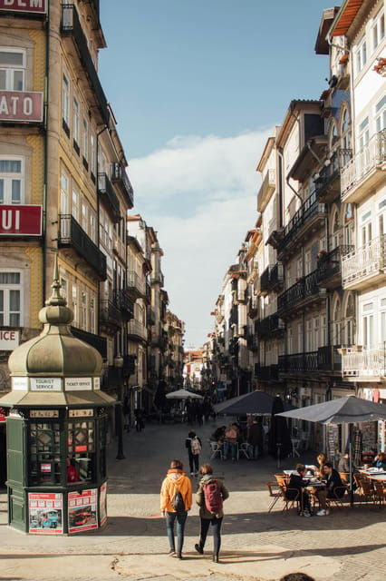 porto-guided-walking-tour-with-cellar-visit-wine-tasting