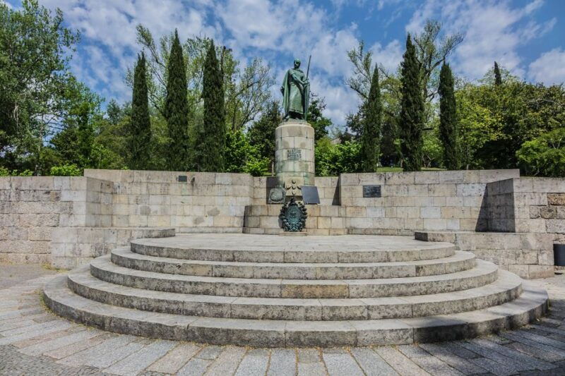 porto-guimaraes-braga-tour-with-entry-tickets-and-lunch