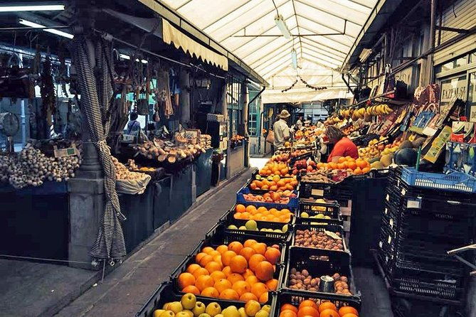 porto-half-day-private-tour-with-tuk-tuk-and-lello-bookstore