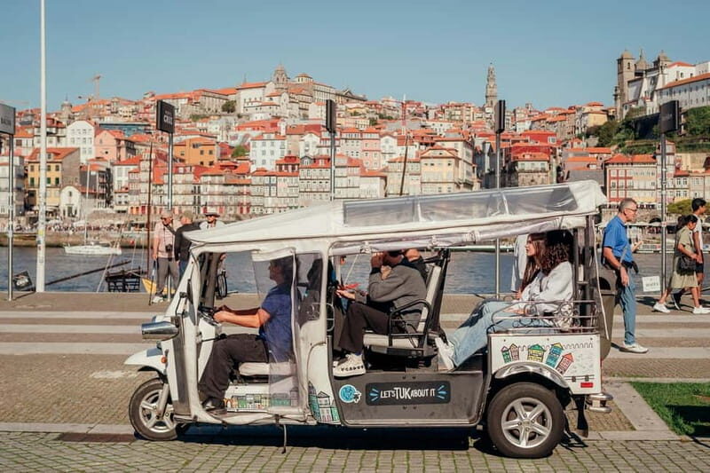 Porto Half Day Tuk Tuk Tour Clérigos, Seaside and Viewpoints - The Guide and Personal Touch