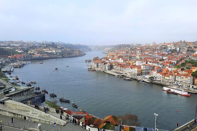 Porto Heritage Night Tour With Fado Show And Dinner Included - The Itinerary Breakdown
