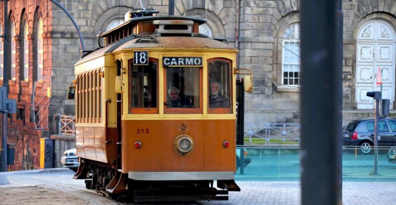 Porto Highlights and Tram - Private Tour - Highlighting Porto’s Architectural Gems