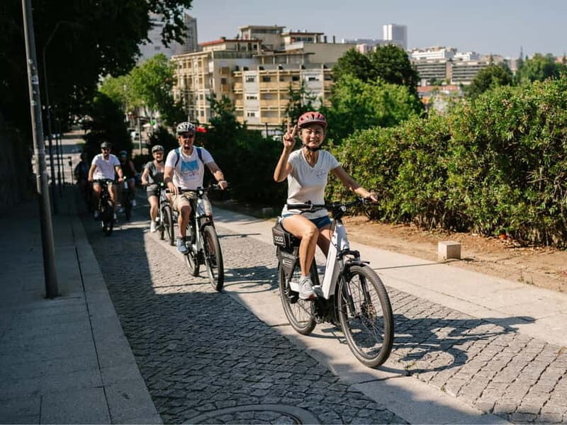 Porto: Highlights in 3 Hours E-Bike Tour - In closing