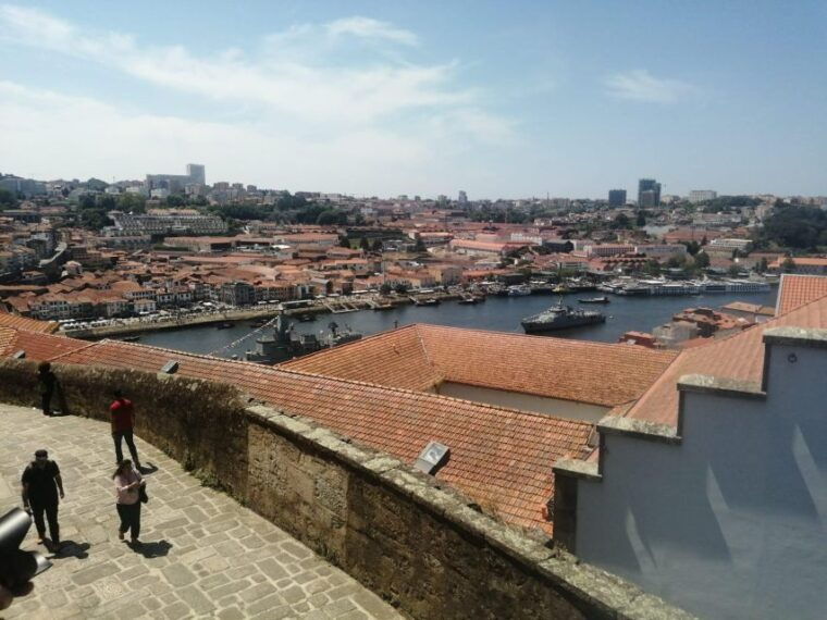 porto-highlights-with-traditional-lunch