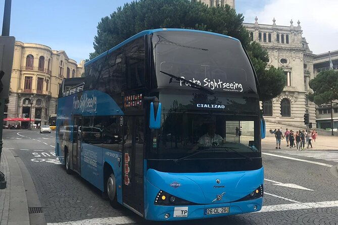 porto-hop-on-hop-off-bus-tour-2
