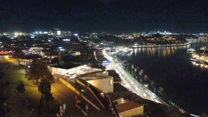porto-lisbon-transfer-with-nazare-obidos