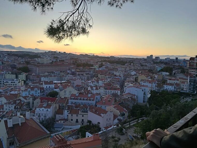porto-lisbon-transfer-with-nazare-obidos