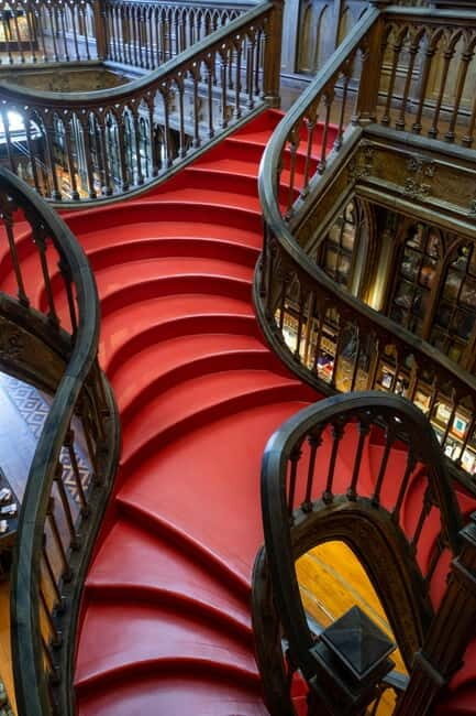 Porto: Livraria Lello Entry Ticket - The Interior Design and Artistic Details