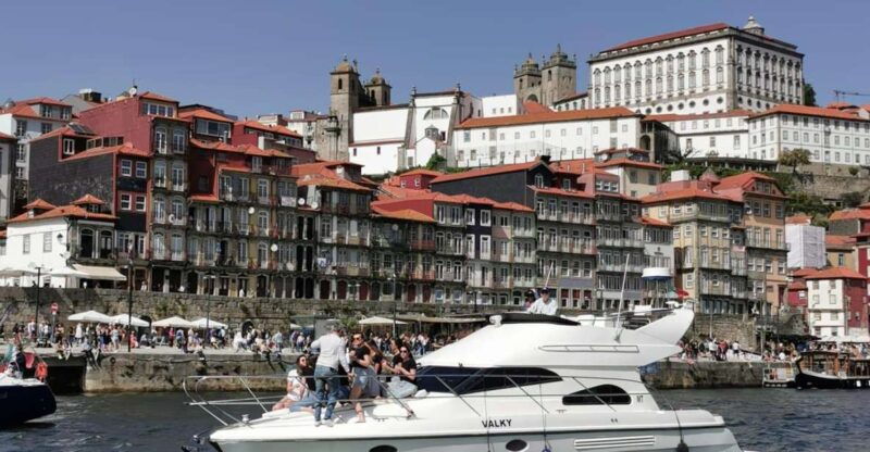 porto-luxury-yacht-tour-of-the-6-bridges-and-douro-estuary