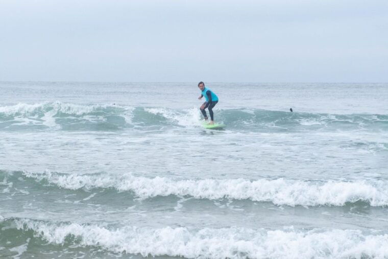 porto-ocean-origin-surf-lesson-with-transportation