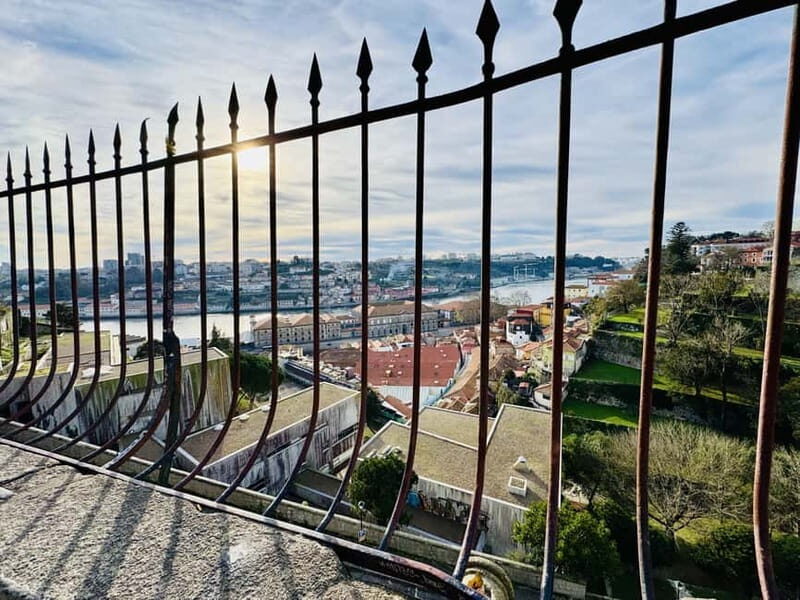 Porto "Old Town" Walking Tour with river cruise - FAQ