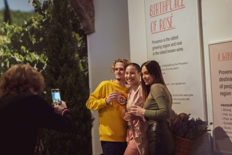 porto-pink-palace-entry-ticket-tasting-at-wow
