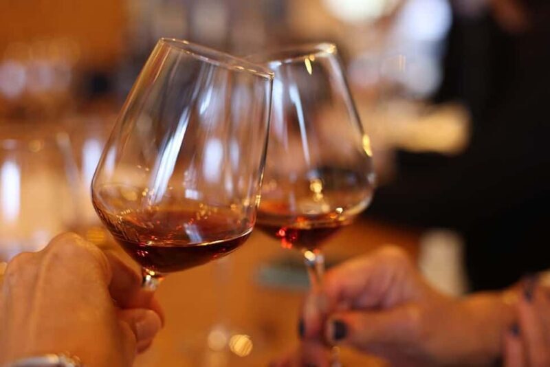 Porto: Port Wine Tasting  1-Hour Masterclass with Sommelier - Key Points