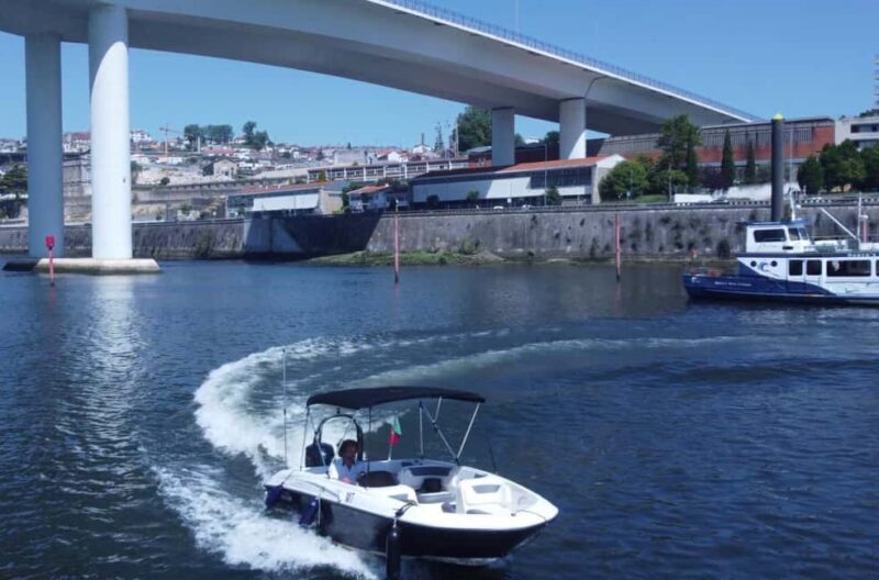 Porto: Private Boat Cruise with Port Wine & Historic Tour - An Overview of What This Tour Offers