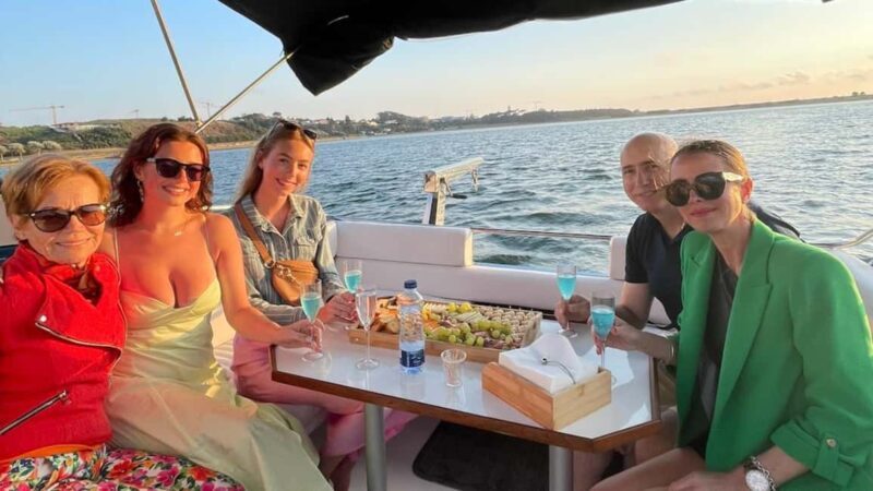 Porto: Private Cruise with local Wine, Snacks & 6 Bridges - Who Will Love This Tour?