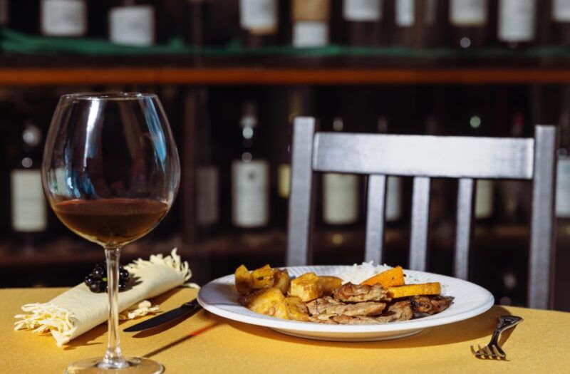 porto-private-douro-valley-4x4-tour-with-lunch