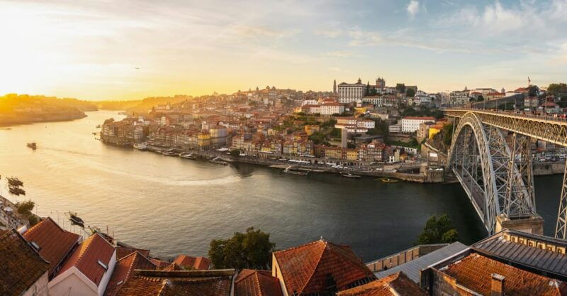 porto-private-historical-walking-tour-with-local-guide