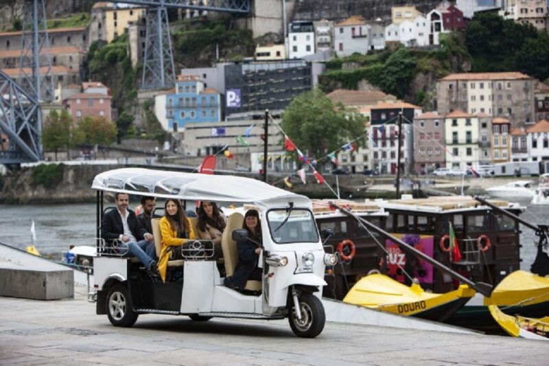porto-private-sightseeing-tour-by-electric-tuk-tuk