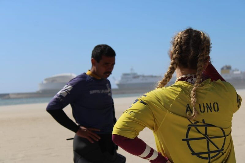 porto-private-surf-lesson-with-the-first-school-in-porto