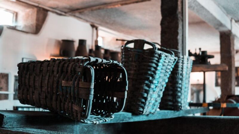 porto-private-tour-douro-valley-winery-secxviii-boat-lunch