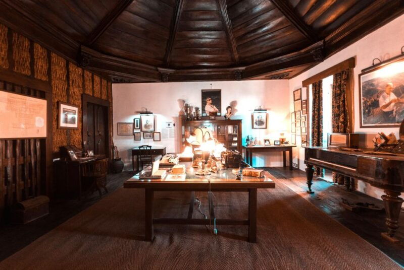 porto-private-tour-douro-valley-winery-secxviii-boat-lunch