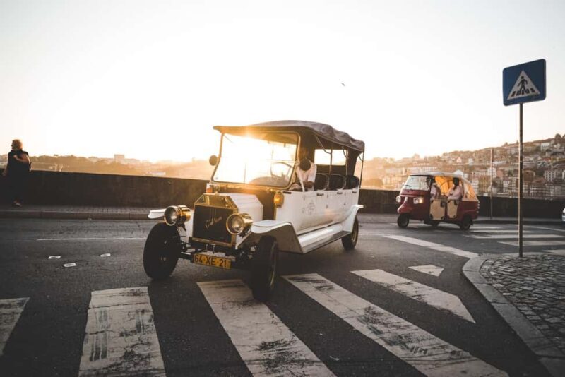 Porto: Private Tour of the Historic City in a Classic Car - Climbing to Serra do Pilar
