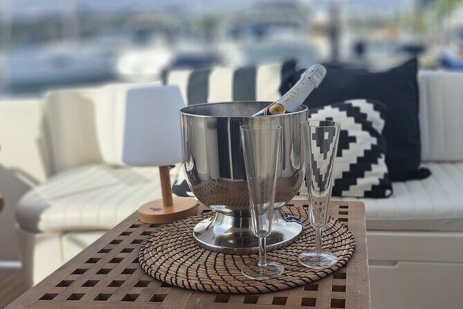 Porto: Private Tour on a Luxury Yacht on the Douro River - Who Is This Tour For?  