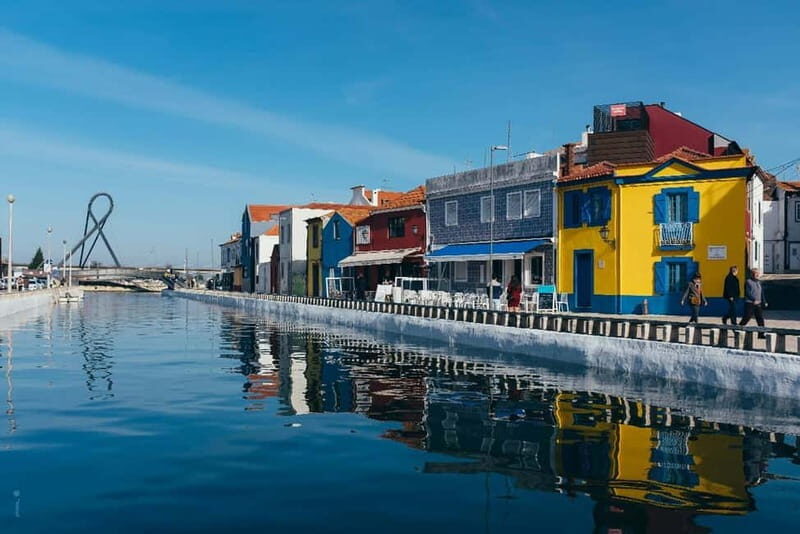 Porto: Private Tour to Lisbon (or vice versa) with stops - Key Points