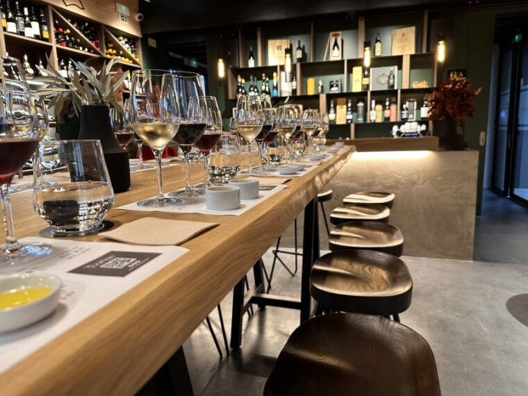 porto-private-tour-wineries-tastings-picnic-boat-trip