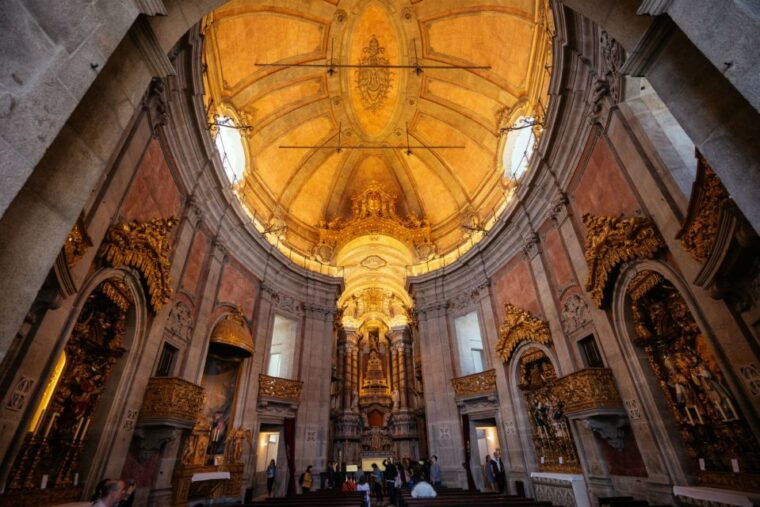 porto-private-tour-with-locals-highlights-hidden-gems-2