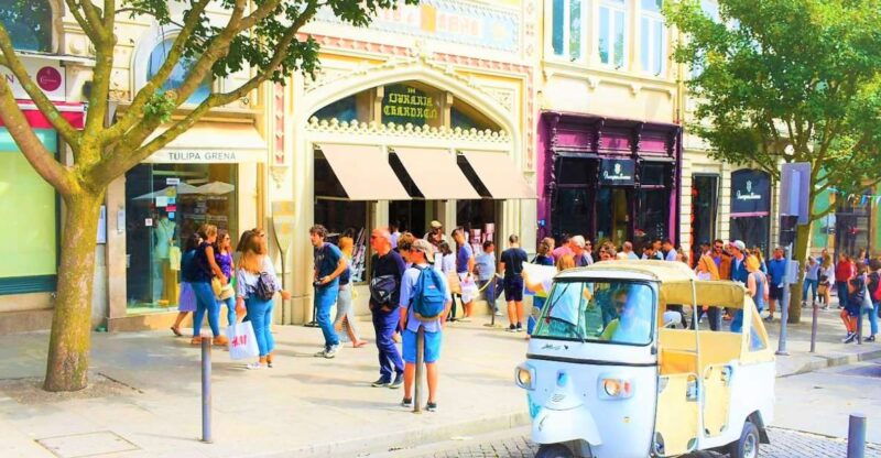 porto-private-tuk-tuk-tour-with-short-walks-and-wine