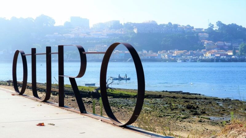 porto-private-tuk-tuk-tour-with-short-walks-and-wine