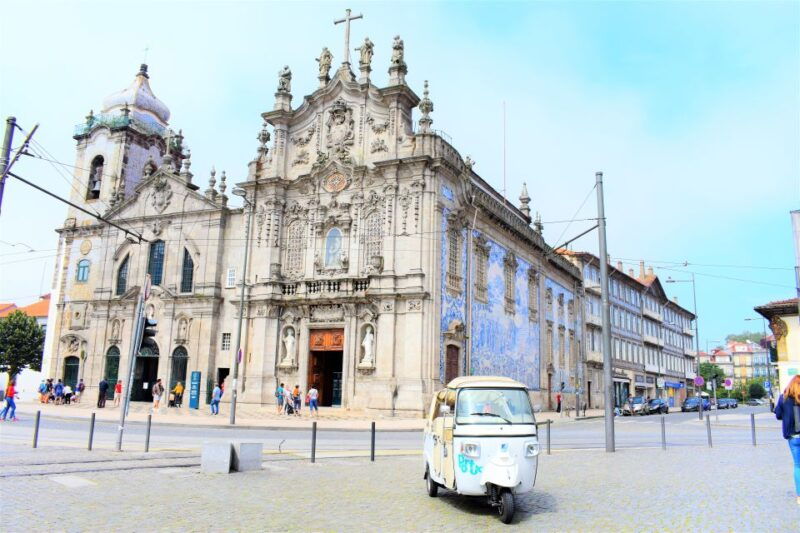 porto-private-tuk-tuk-tour-with-short-walks-and-wine