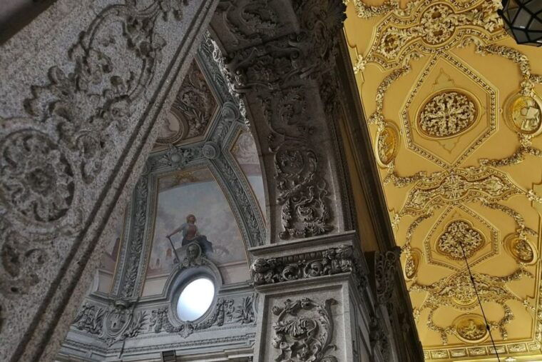 porto-private-walking-tour-with-fast-track-to-lello